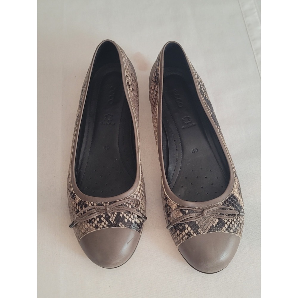 ECCO Touch Womens 40 Leather Snakeskin Ballet Flats Bow Cap Toe NWOT